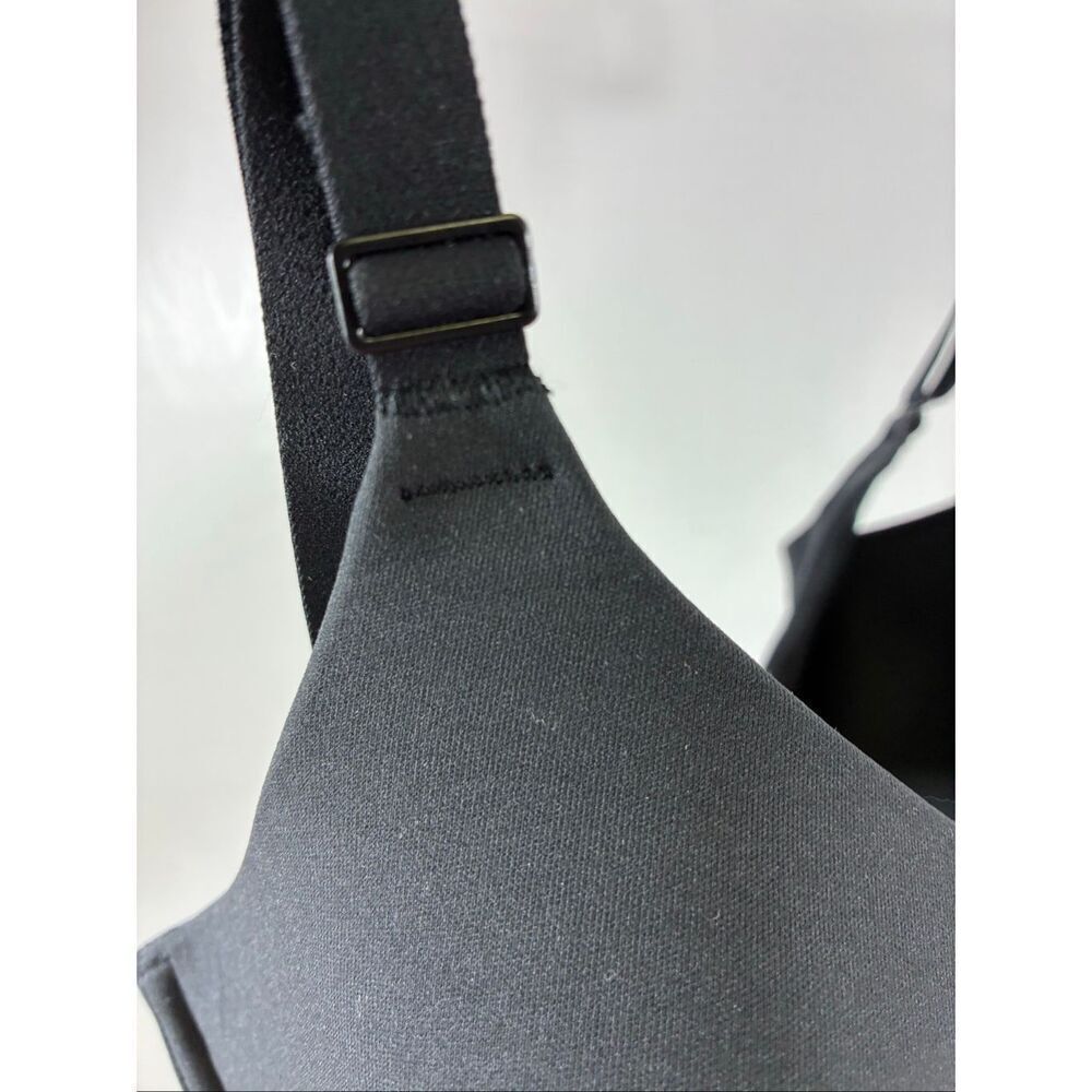 SKIMS NWT T Shirt Demi Bra in Onix Size 32H - Picture 4 of 9